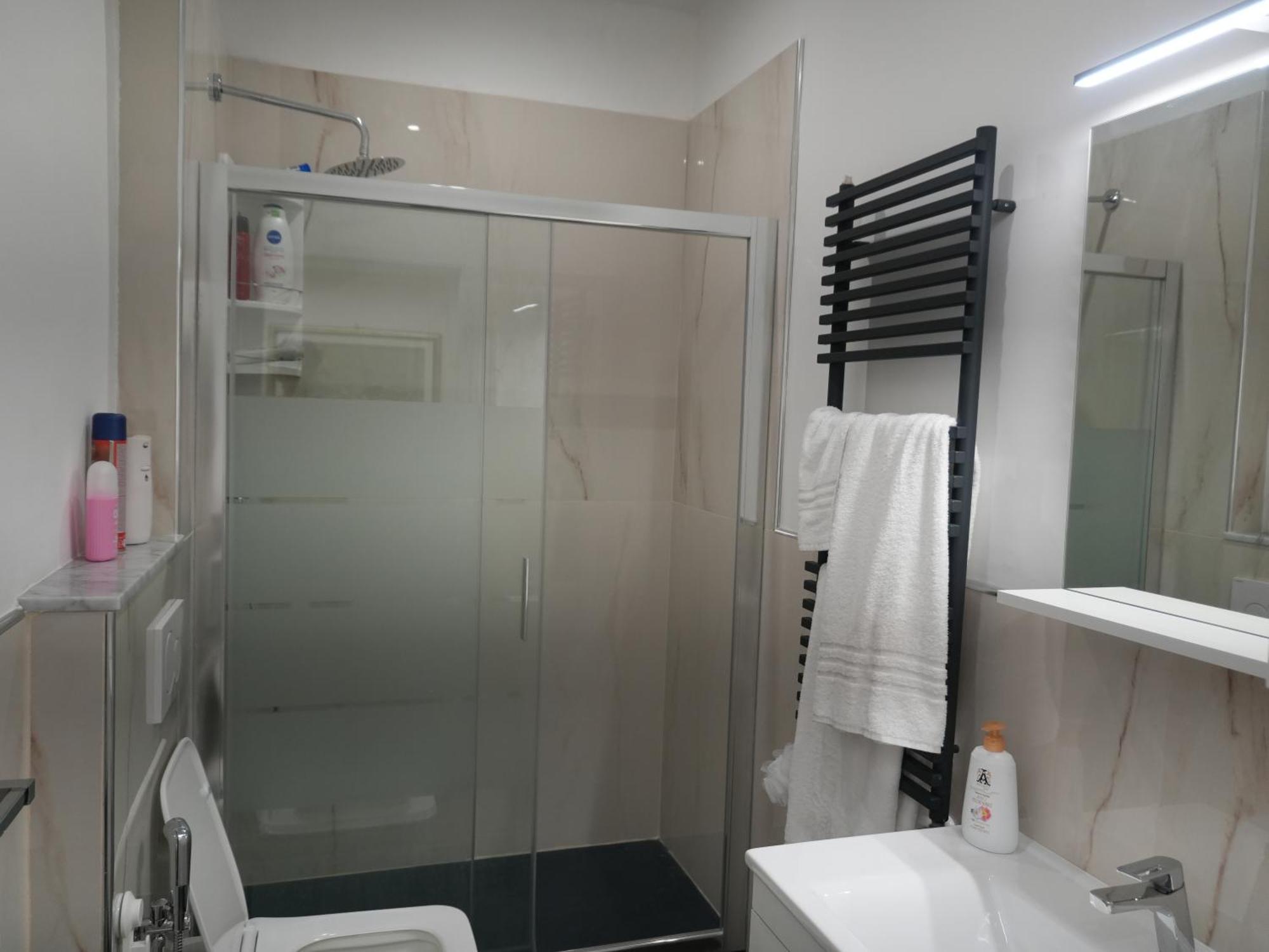 Marassi Suite Генуя Экстерьер фото