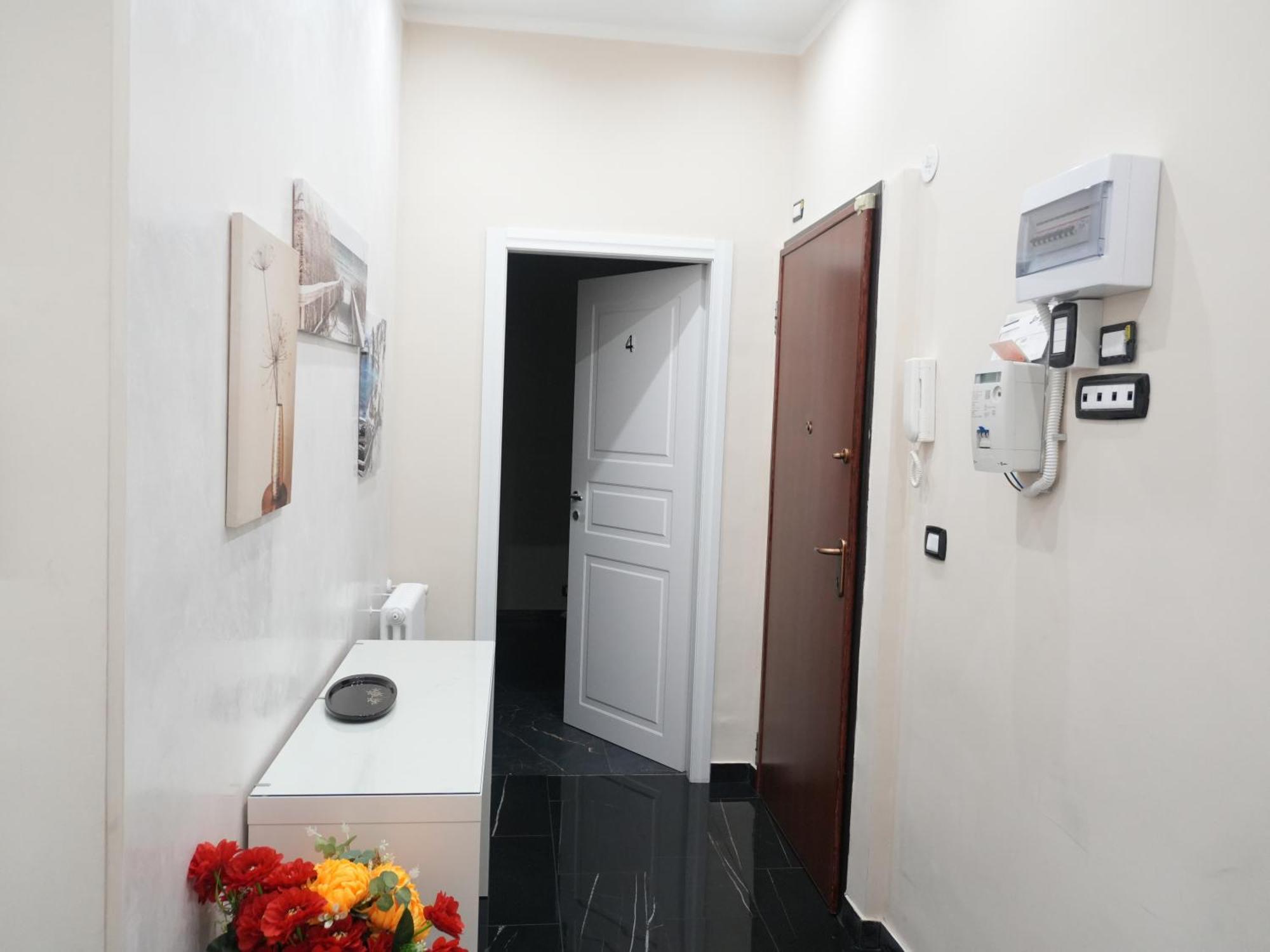 Marassi Suite Генуя Экстерьер фото